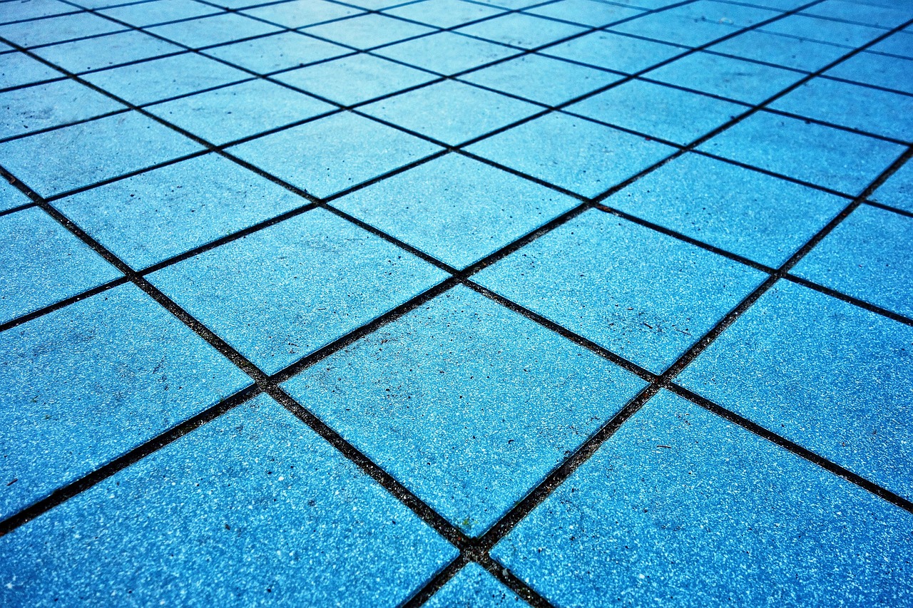 “How to Choose Grout Colors for Your Tile Project” A practical guide showing how grout color impacts tile style, maintenance, and cleanigrout color guide, tile grout color ideas, choosing grout color for tile, tile grout design, grout color selection tip